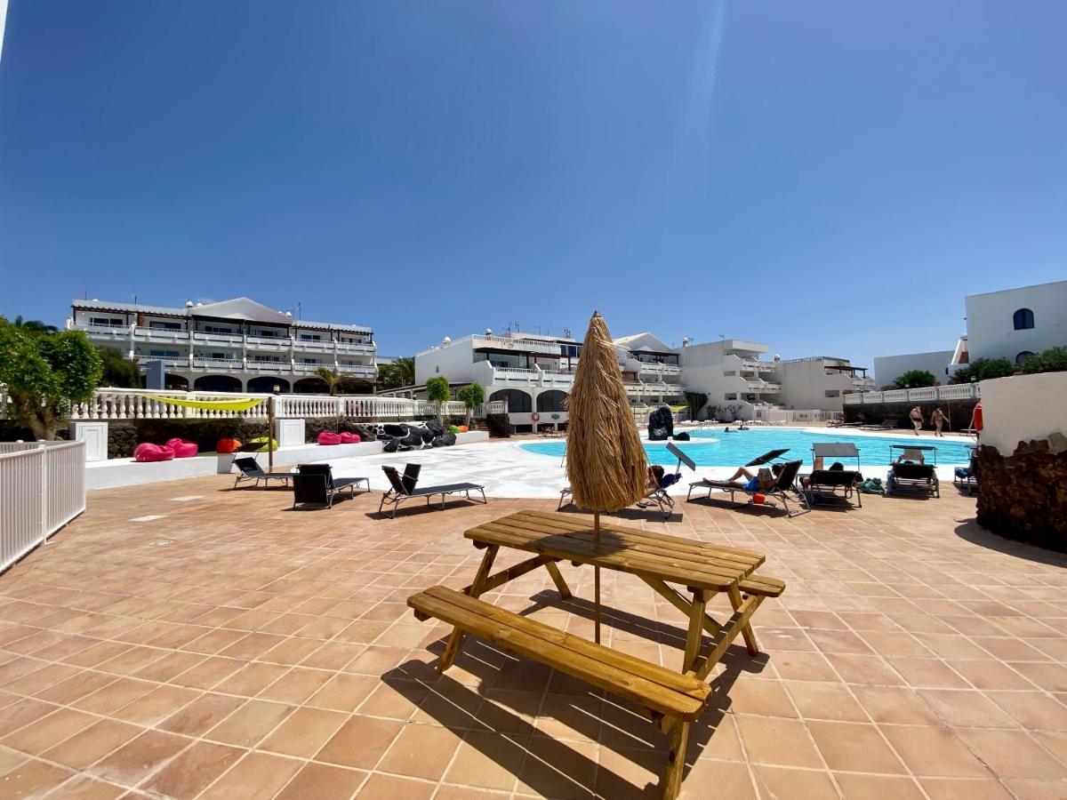 Enigma Lägenhet Costa Teguise Exteriör bild