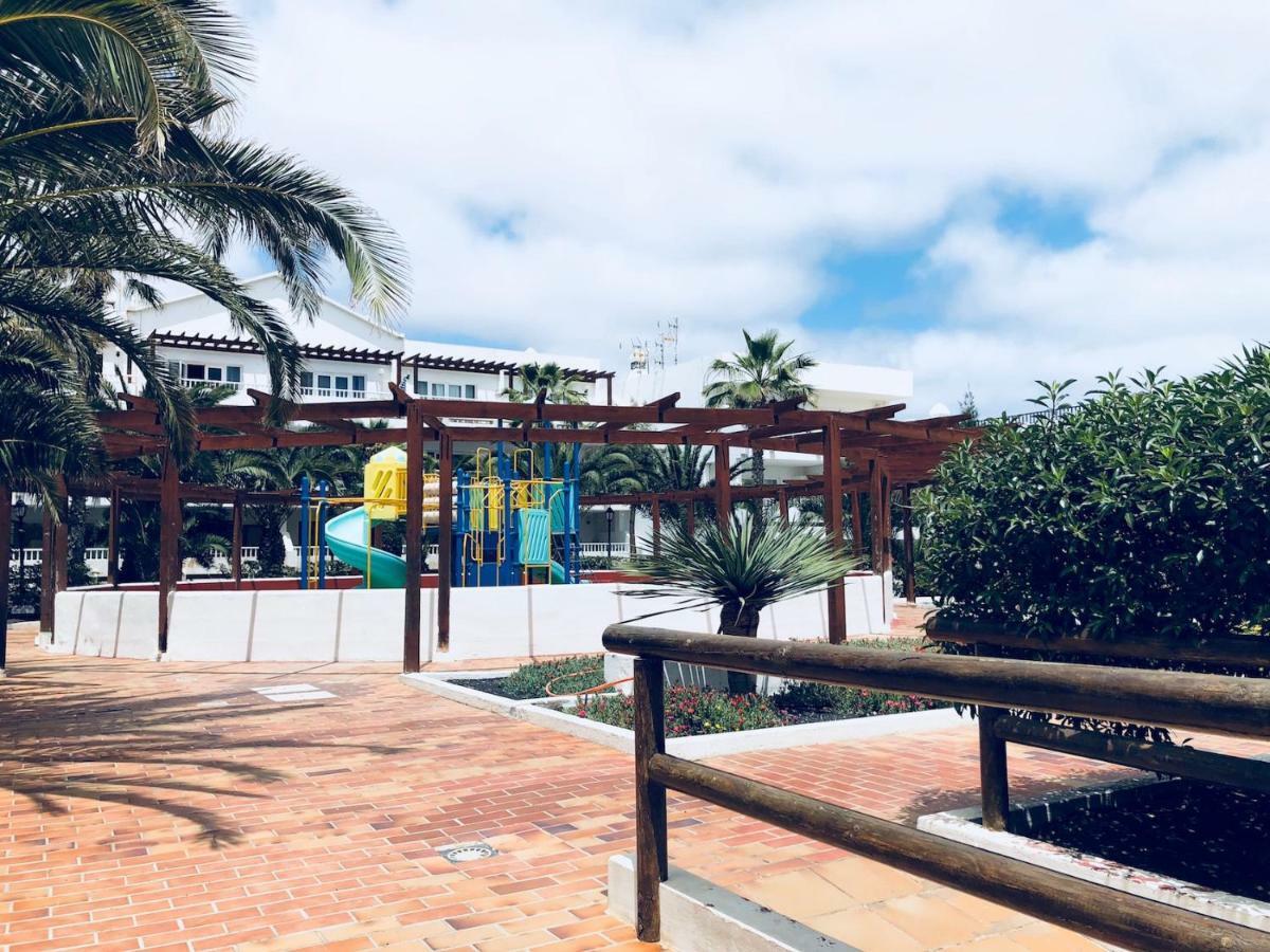 Enigma Lägenhet Costa Teguise Exteriör bild